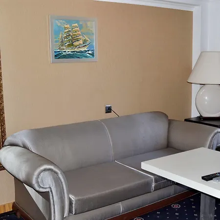 Darkmen Hotel Odessa